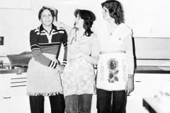 1980 Yearbook pg036 3 females in home ec